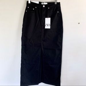 ZARA The Lizzy MIDI Skirt in Black